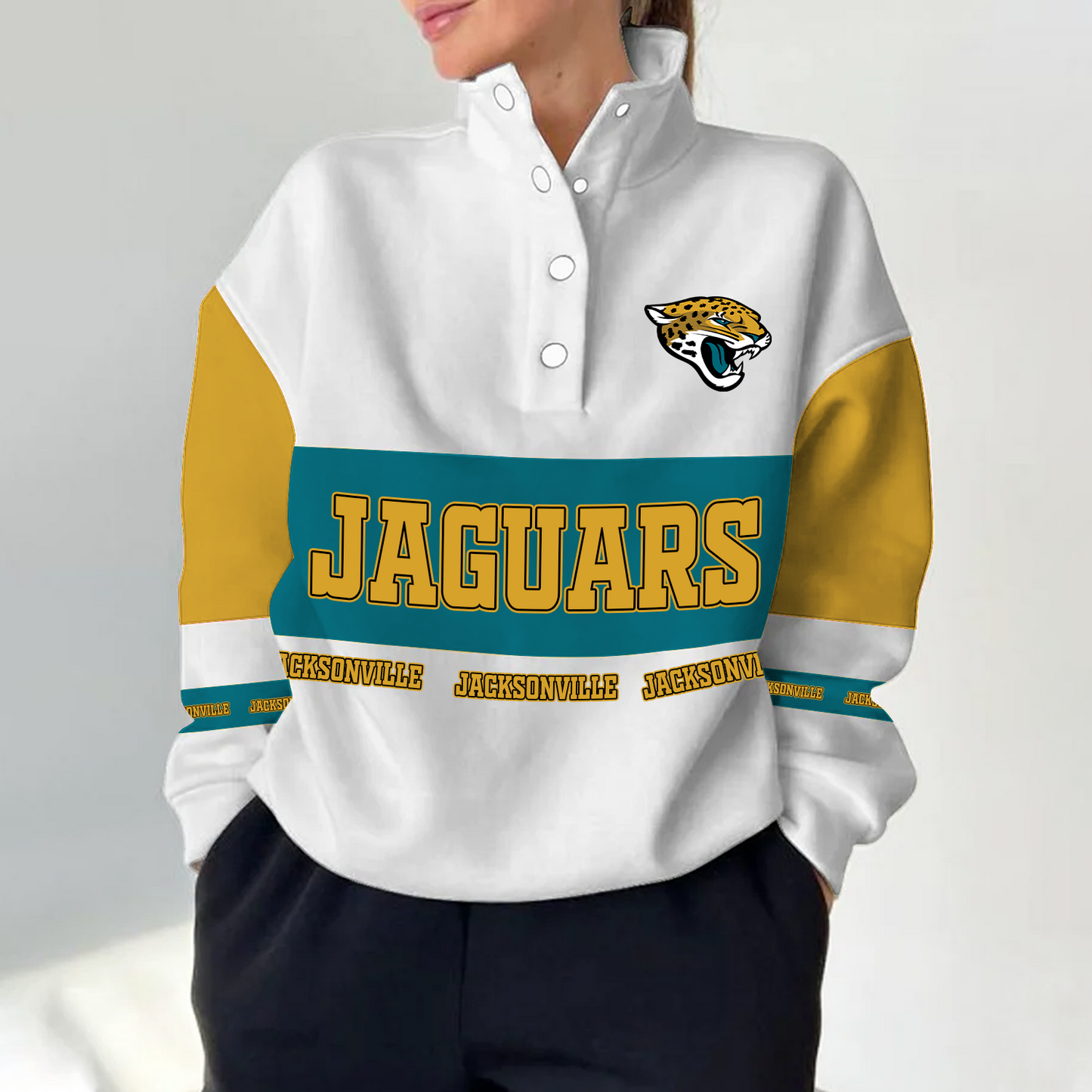 JAC x NFL Women's Retro Casual Snap Mockneck Pullover DATND TANTD