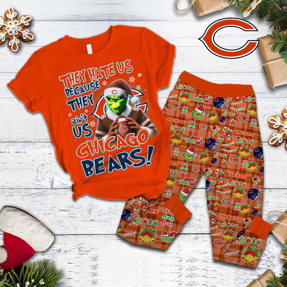 Premium NFL CHI x The Grinch Pajamas V1 NMD TTV